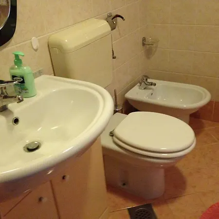 Mamin Apartma Apartment Marezige